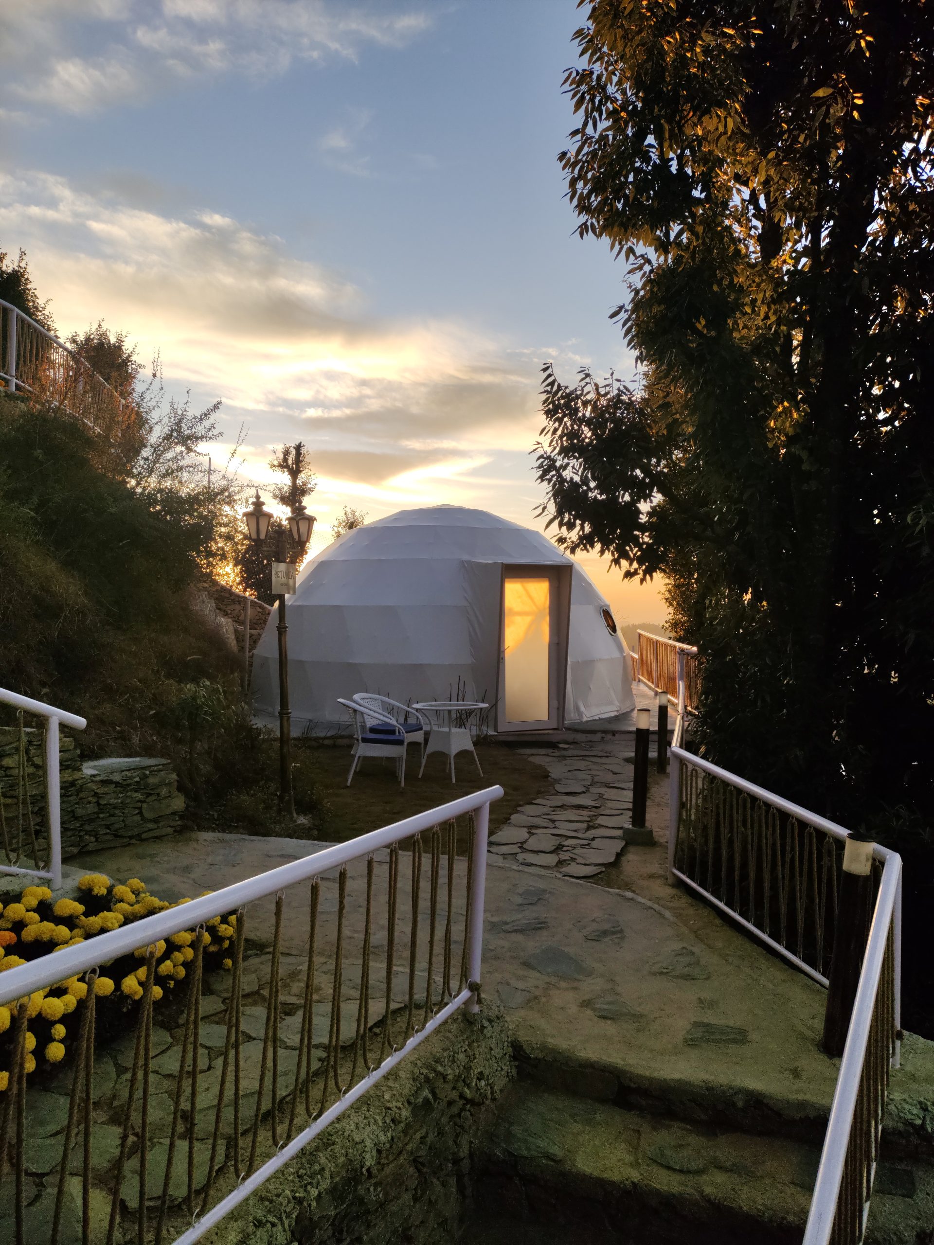 Invest in Glamping – Where Luxury Meets Lucrative Returns